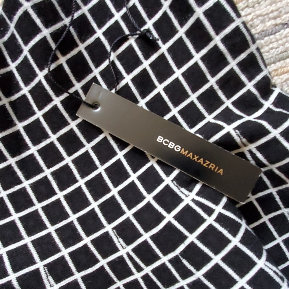 Skirt - Picture 2 of 4